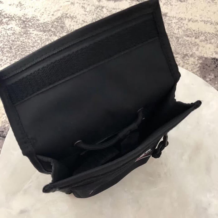 BALENCIAG巴黎世家 新品 巴黎世家 全皮小挎包 手機包  BL1681